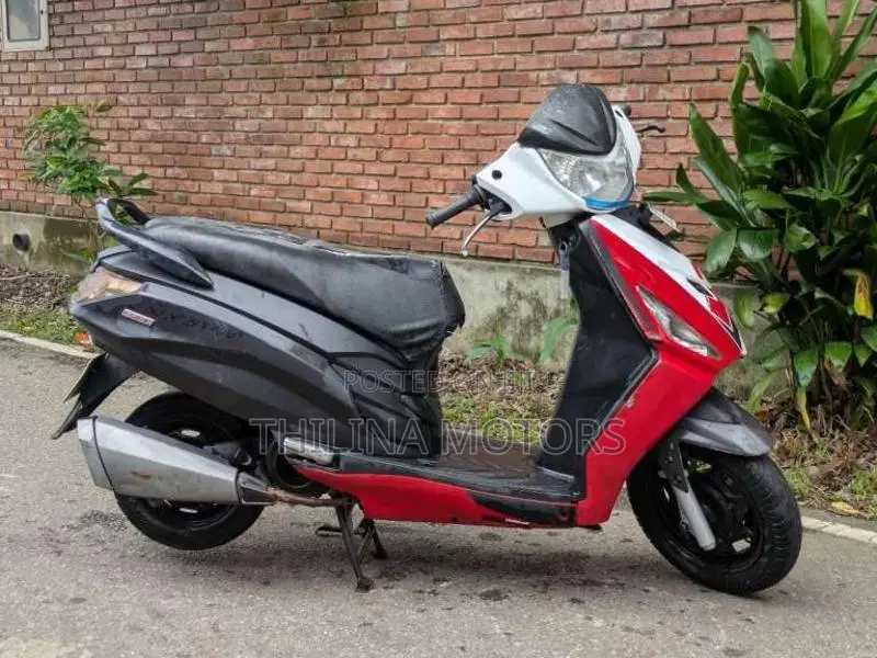 Hero Maestro Edge 2016 Motorbike (Used)