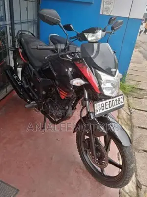 Hero Hunk 2016 Motorbike Unregistered (Recondition)