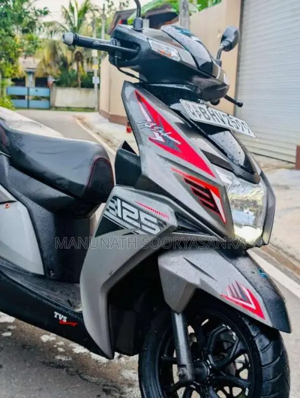 TVS Ntorq 2019 Motorbike (Used)