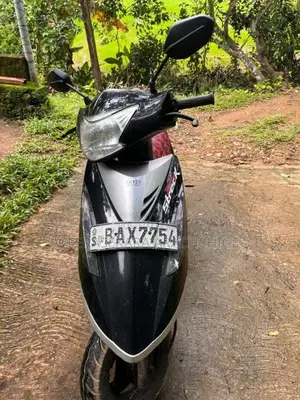TVS Scooty Streak 2013 Motorbike (Used)