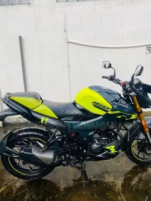Hero-Honda Hunk 2025 Motorbike (Used)
