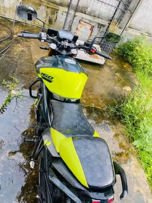 Hero-Honda Hunk 2025 Motorbike (Used)