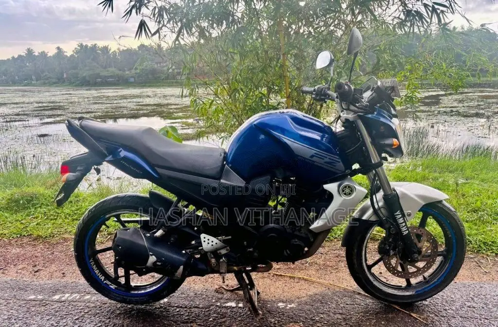 Yamaha FZ Version 1.0 2013 Motorbike (Used)