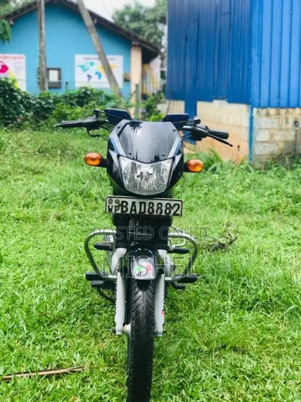 Bajaj CT-100 2013 Motorbike (Used)