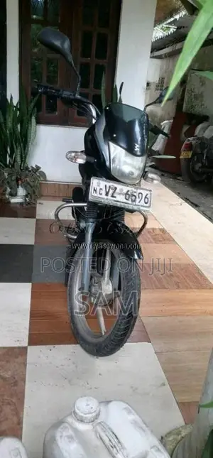 Bajaj Platina 2011 Motorbike (Used)