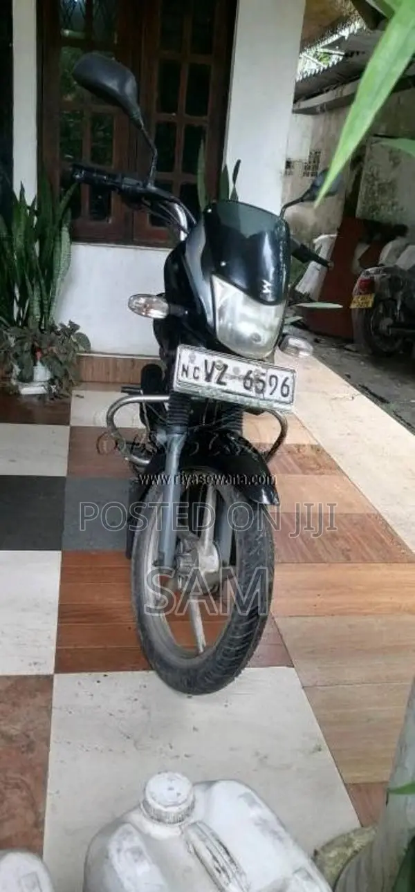 Bajaj Platina 2011 Motorbike (Used)
