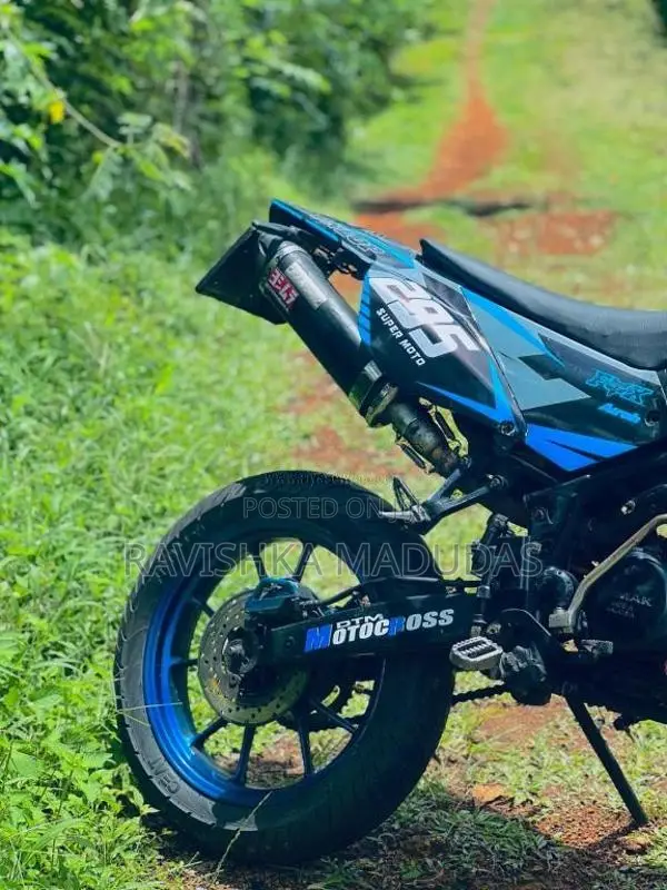 Demak Demak 2016 Motorbike (Used)