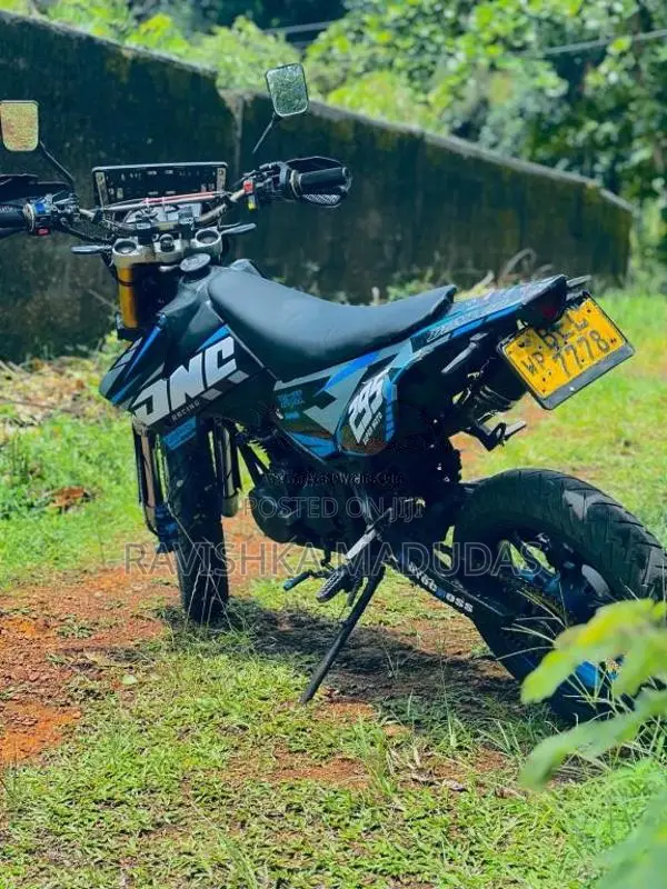 Demak Demak 2016 Motorbike (Used)