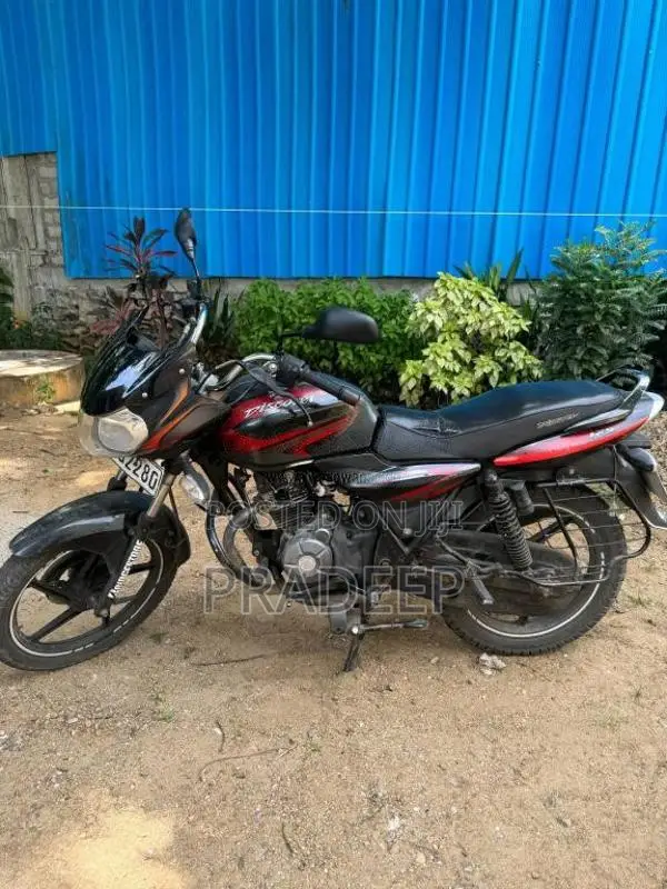 Bajaj Discover 125 2013 Motorbike (Used)