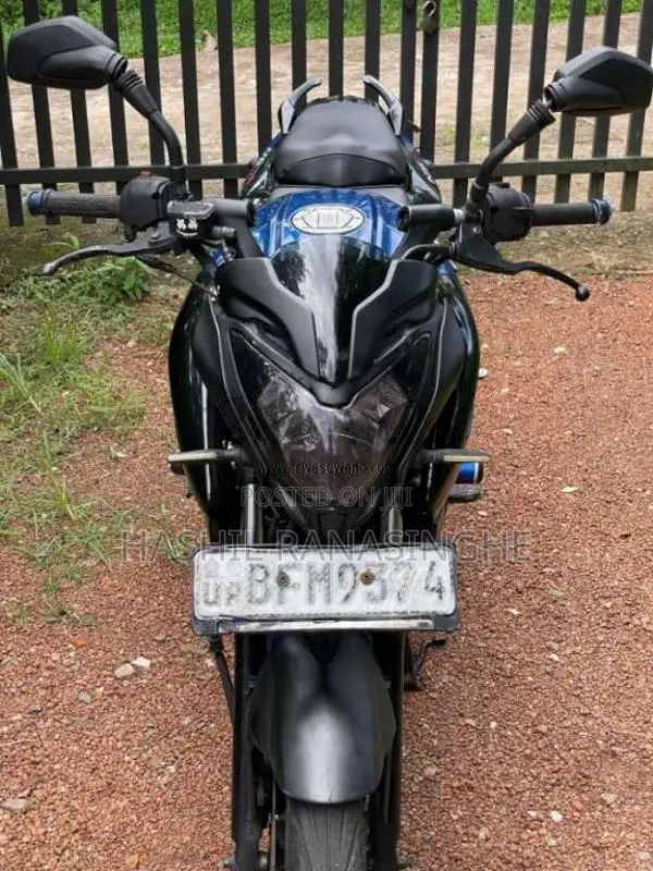 Bajaj Pulsar NS160 2017 Motorbike (Used)