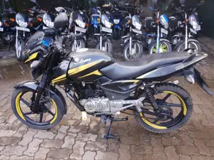 Bajaj Pulsar 150 2016 Motorbike (Used)