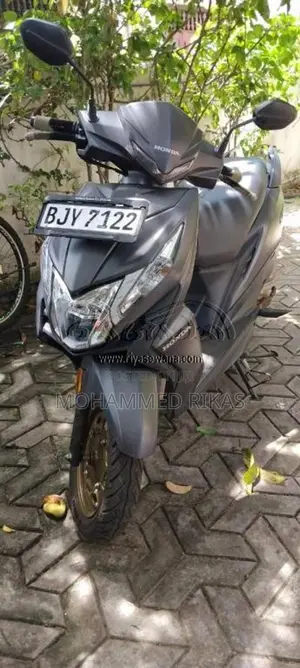 Honda Dio 2025 Motorbike (Used)