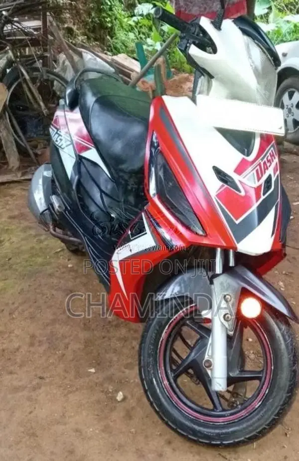 Hero Dash 2015 Motorbike (Used)