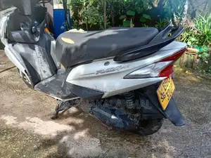 Yamaha Ray 2014 Motorbike (Used)