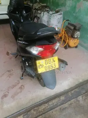 Yamaha Ray 2015 Motorbike (Used)
