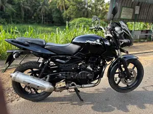 Bajaj Pulsar 200 2009 Motorbike (Used)