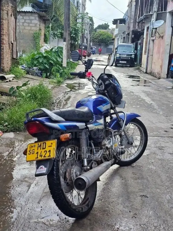Bajaj CT-100 2006 Motorbike (Used)