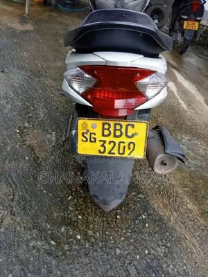 Yamaha Ray 2014 Motorbike (Used)