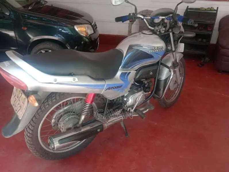 Hero Passion 2005 Motorbike (Used)