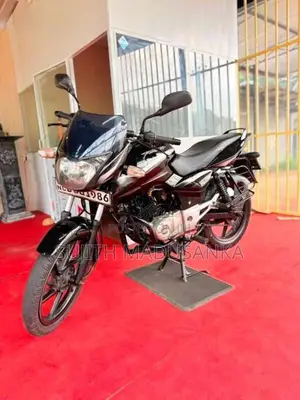 Bajaj Pulsar 2015 Motorbike (Used)