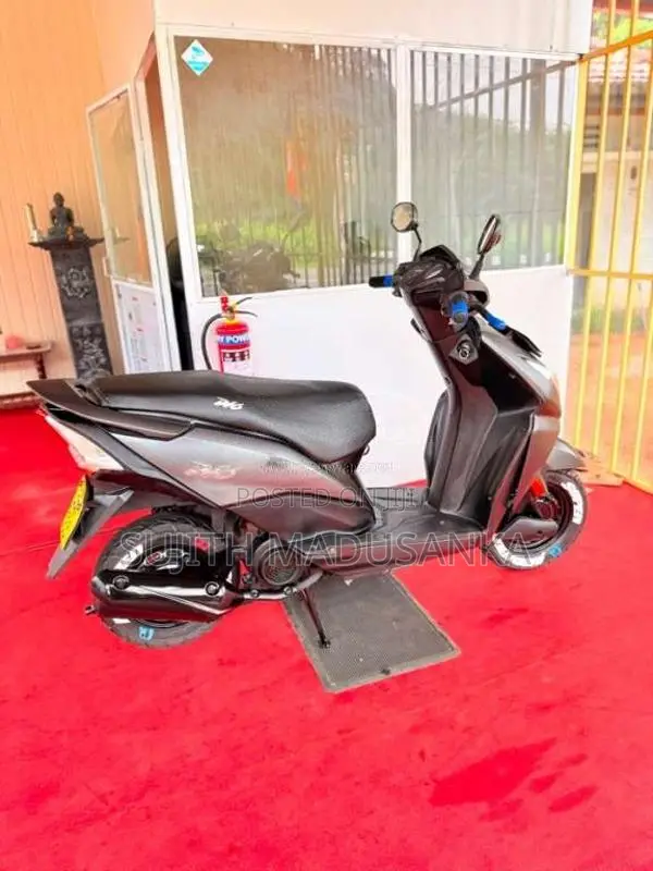 Honda Dio 2014 Motorbike (Used)
