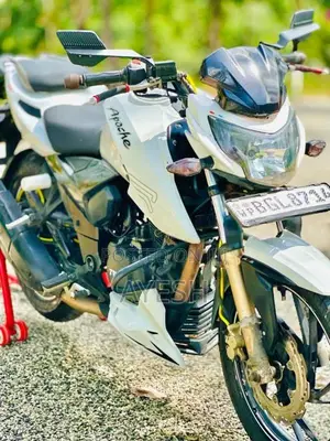 TVS Apache 2018 Motorbike (Used)