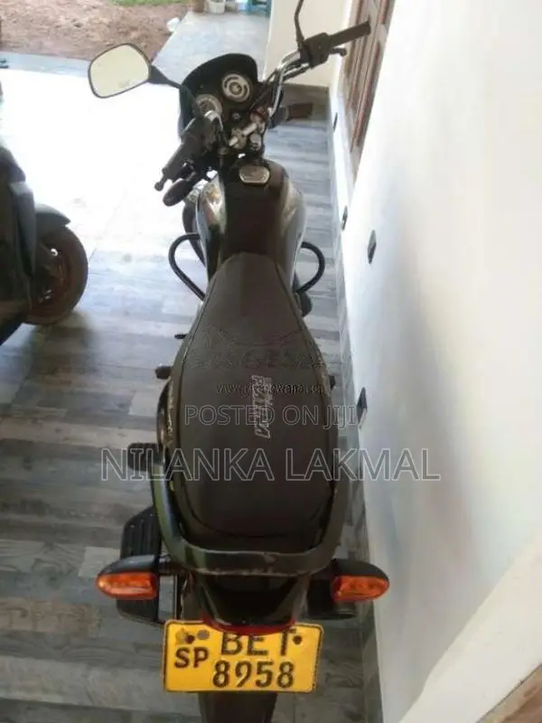 Bajaj Platina Es 2017 Motorbike (Used)