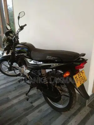 Bajaj Platina Es 2017 Motorbike (Used)