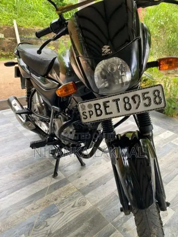 Bajaj Platina Es 2017 Motorbike (Used)