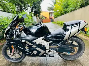 Honda CBR 2012 Motorbike (Used)