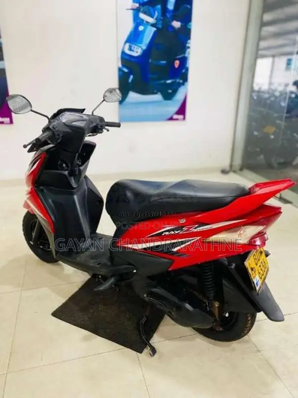 Yamaha Ray Z 2015 Motorbike (Used)