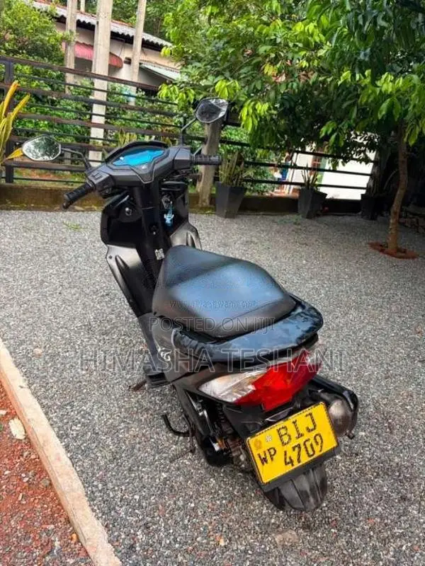 Honda Dio 2019 Motorbike (Used)