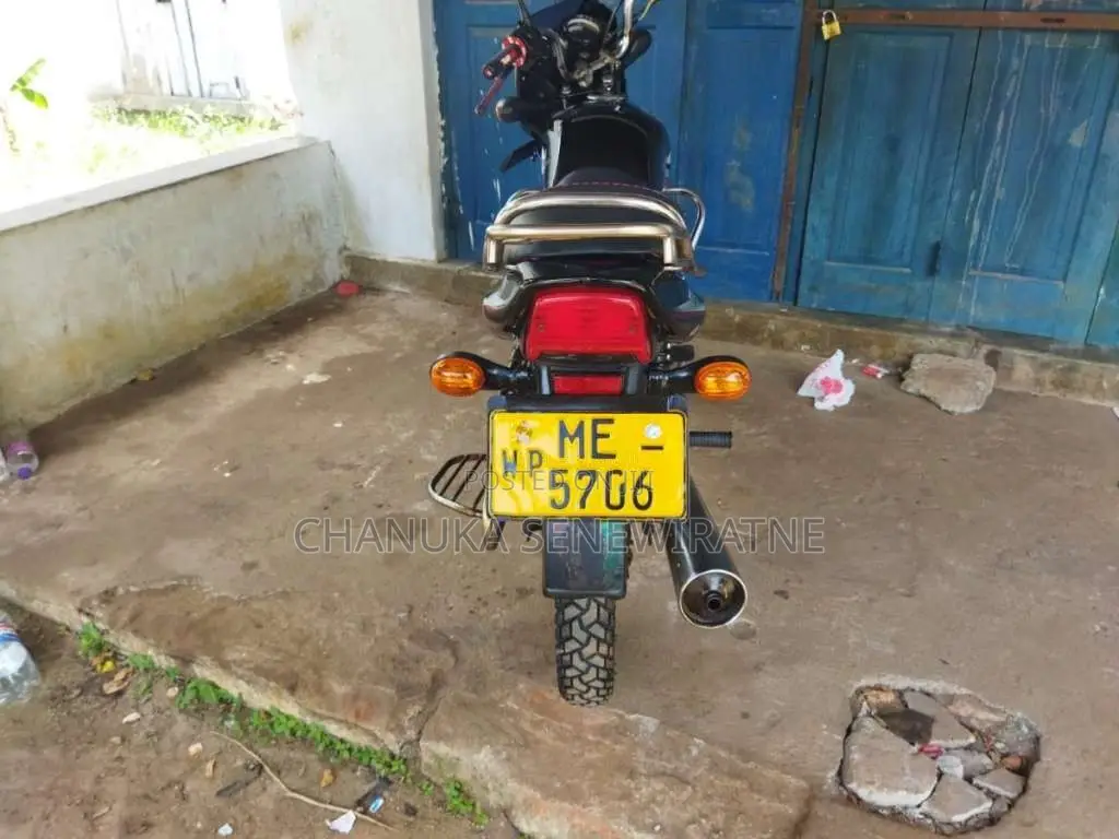 Bajaj CT-100 2006 Motorbike (Used)