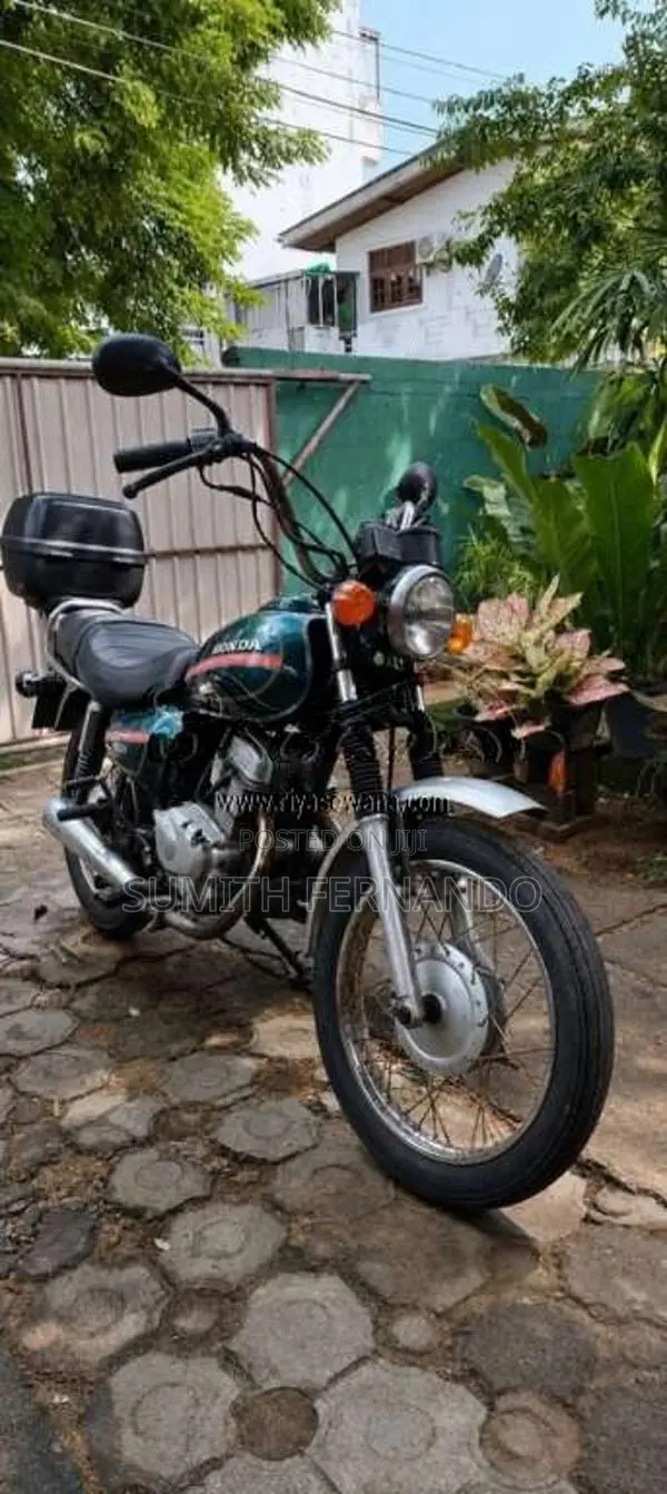 Honda CM 125 T 1994 Motorbike (Used)