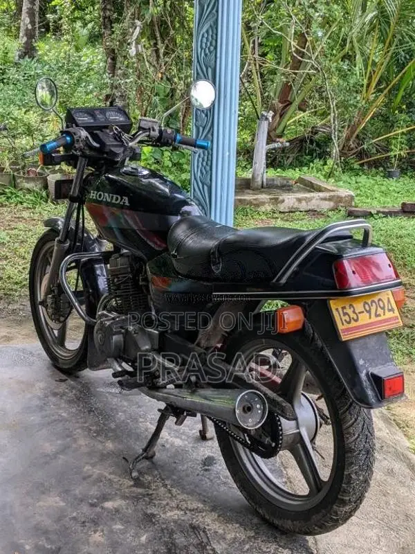 Honda CB 125T 1995 Motorbike (Used)