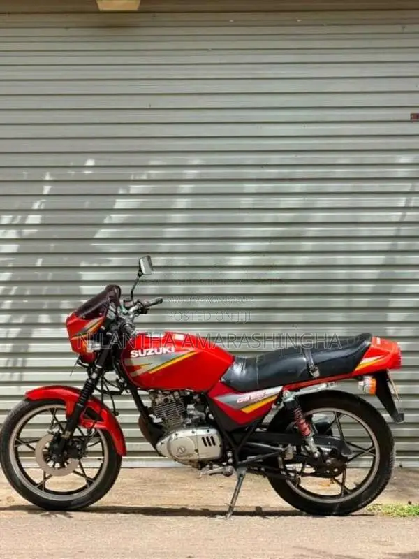 Suzuki GS125 1997 Motorbike (Used)