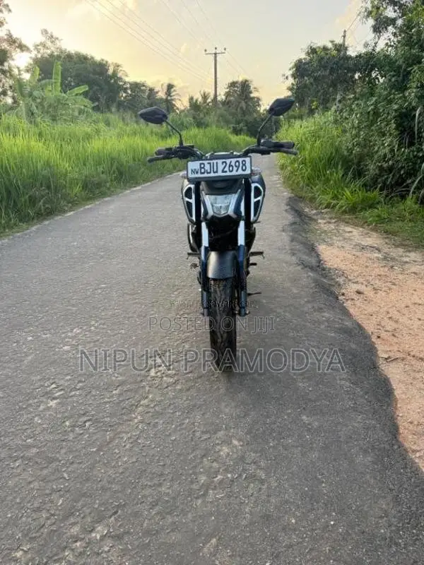 Yamaha FZ-S V4 2025 Motorbike (Used)