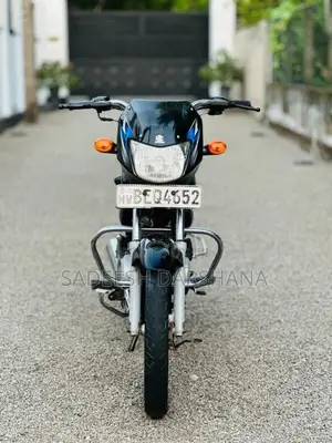 Bajaj CT-100 2016 Motorbike (Used)