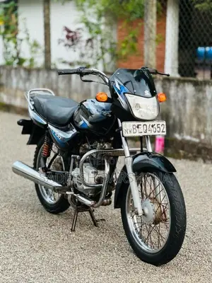Bajaj CT-100 2016 Motorbike (Used)