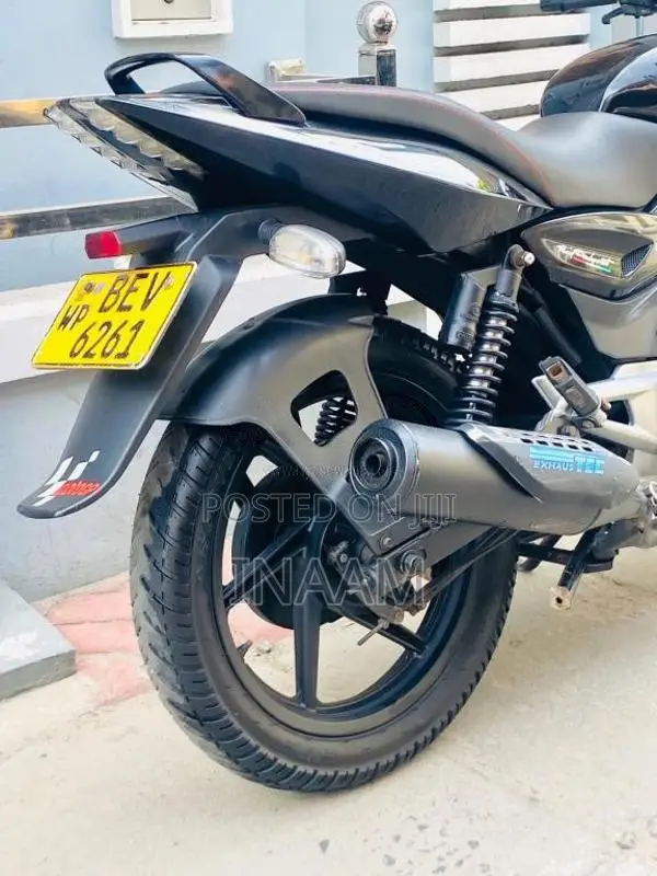 Bajaj Pulsar 2017 Motorbike (Used)