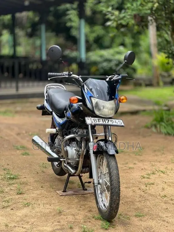 Bajaj CT-100 2016 Motorbike (Used)