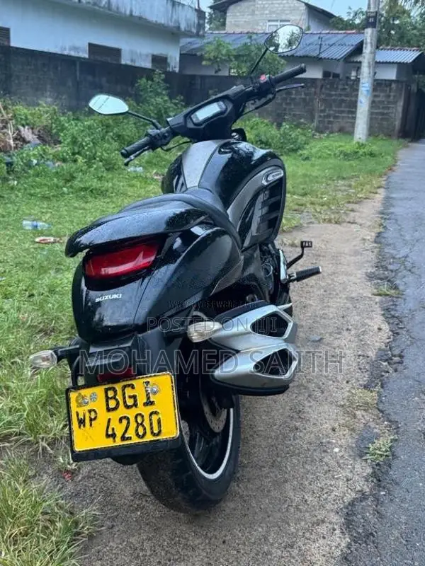 Suzuki Intruder 2017 Motorbike (Used)