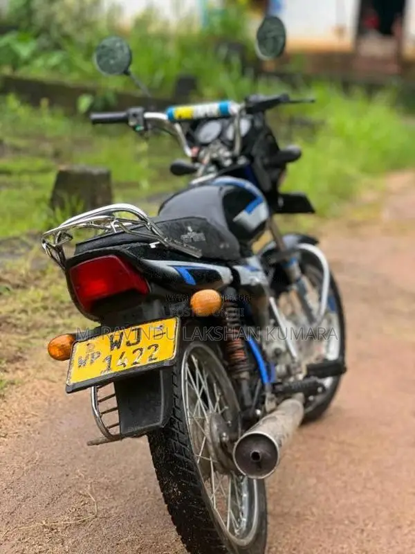 Bajaj CT-100 2010 Motorbike (Used)