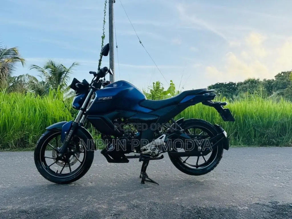 Yamaha FZ-S V4 2025 Motorbike (Used)