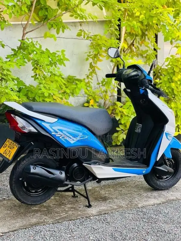 Honda Dio 2016 Motorbike (Used)