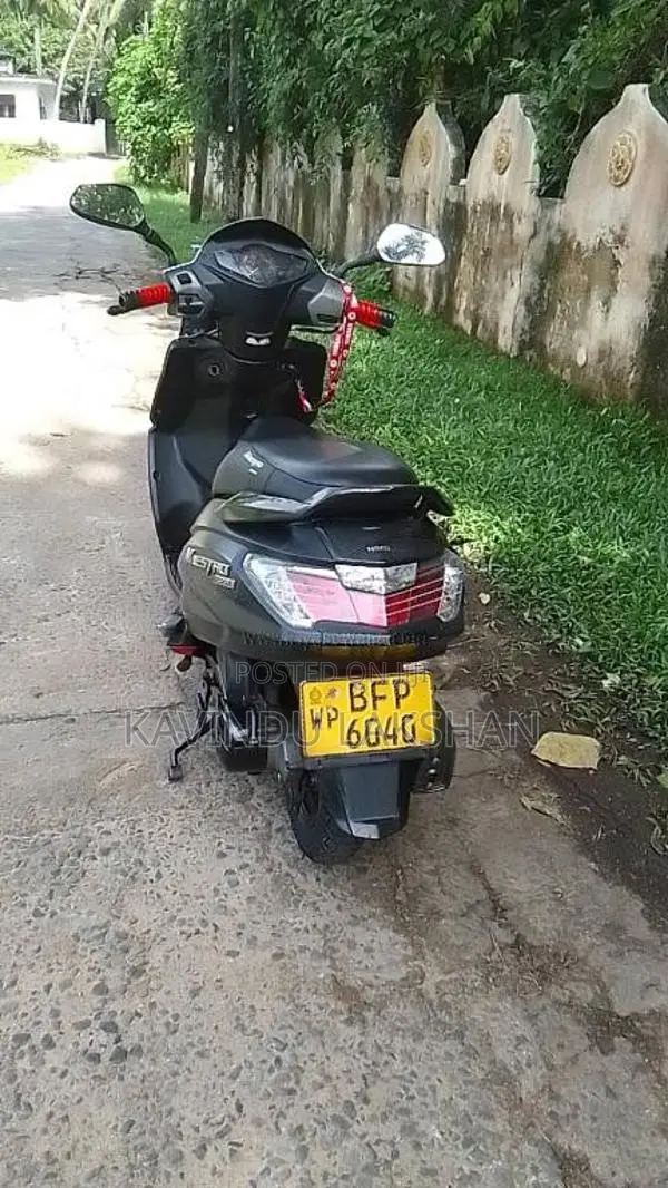 Hero Maestro 2017 Motorbike (Used)