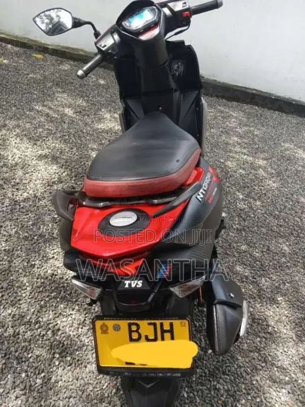 TVS Ntorq 2024 Motorbike (Used)
