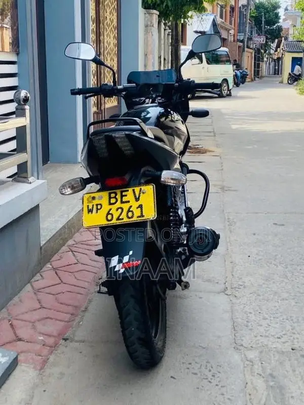 Bajaj Pulsar 2017 Motorbike (Used)