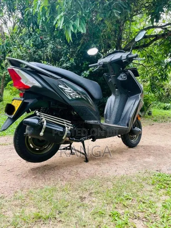 Honda Dio 2019 Motorbike (Used)