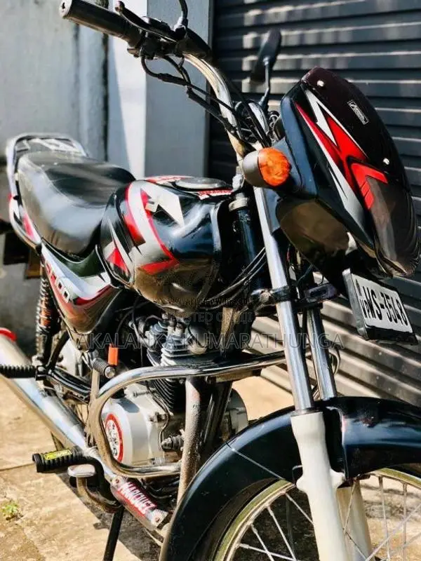 Bajaj CT-100 2012 Motorbike (Used)